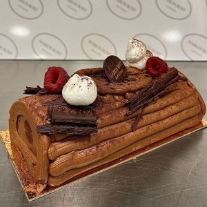 COMMANDEZ POUR LE 23 ou 24 DECEMBRE - Bûche traditionnelle chocolat